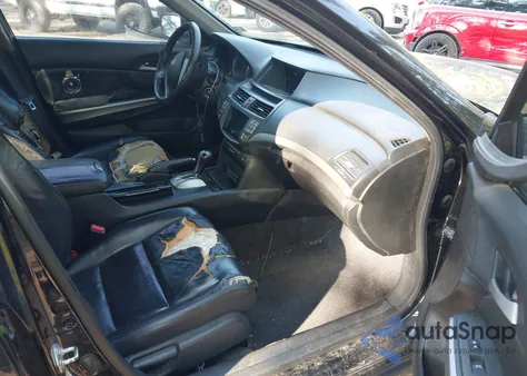 2009 Honda Accord 2.4 Ex-L из США, поврежденный, VIN 1HGCP26849A090120